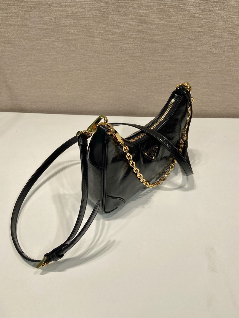Pra*a hobo bags